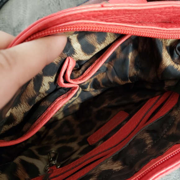 Jessica Simpson Purse - Picture 4 of 8